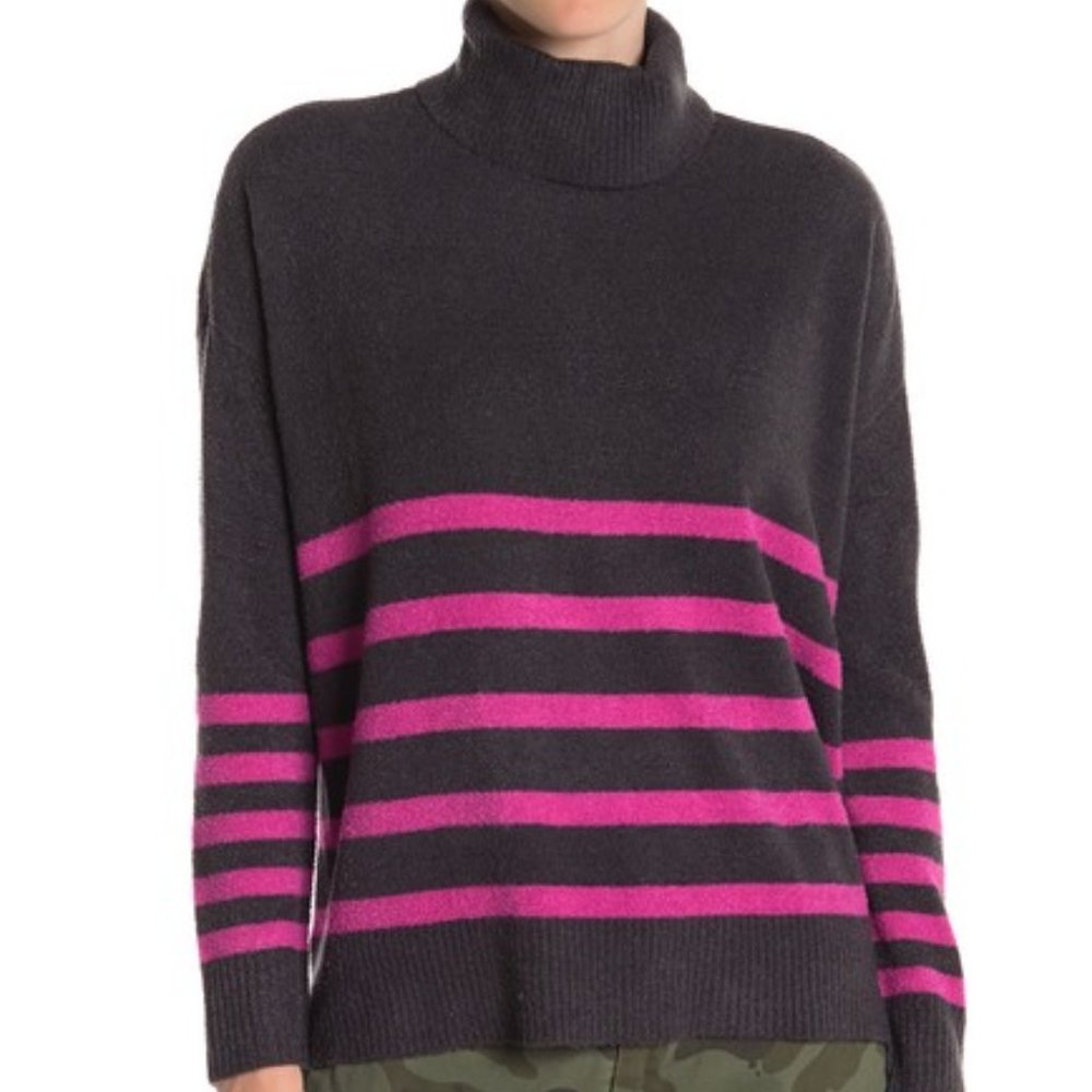 Vince Camuto Striped Turtleneck Top Gray Size XSP